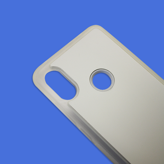 Vidéo montrant le processus de fabrication d'une coque 2D TPU