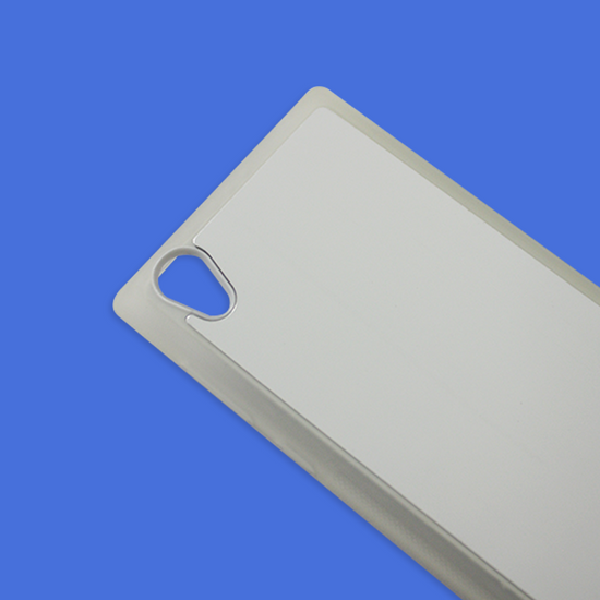 Vidéo montrant le processus de fabrication d'une coque 2D TPU